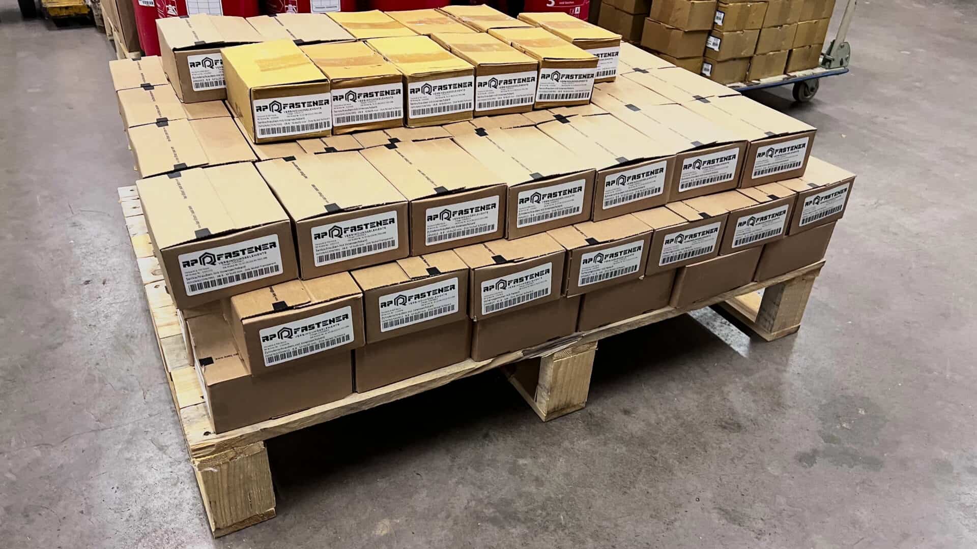 Palette Schrauben verpackung RP Fastener