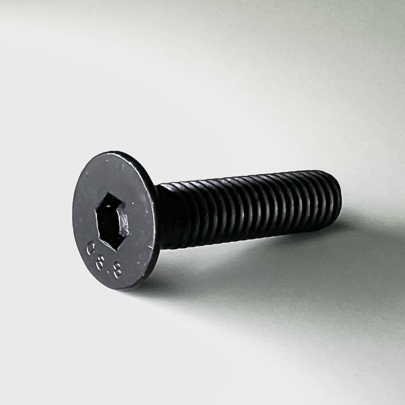 Zink Nickel schwarz Schrauben DIN 7991 ISO 10642 ZNBHL ZNSHL